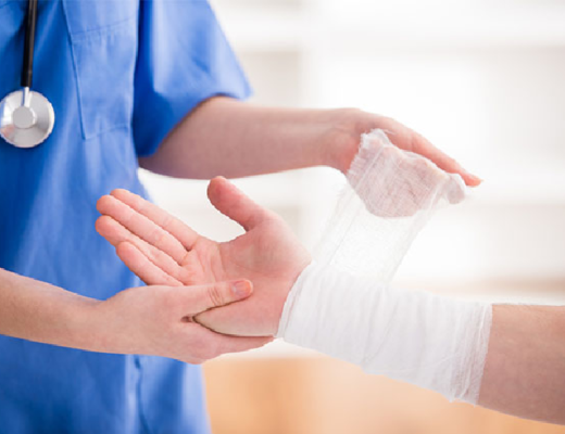 All Athletes Need to Know About Treating Quadricep Strains