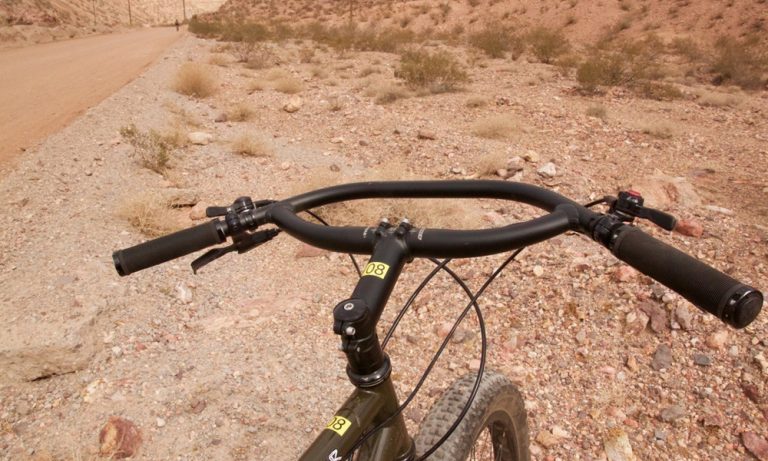 Are Wider Mountain Bike Handlebars Better