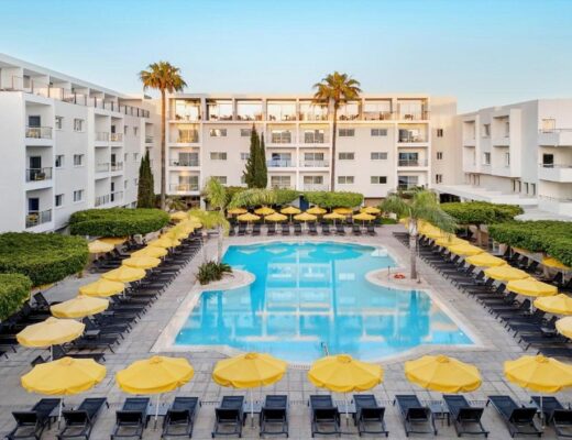 Mayfair Hotel vs Mayfair Gardens